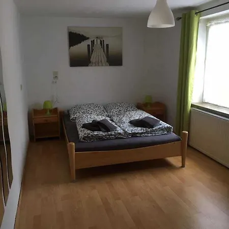 Ferienhuus Schwalbennuest, 15183 Lantgård