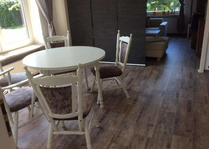 Ferienhuus Schwalbennuest, 15183 Фермерский дом *